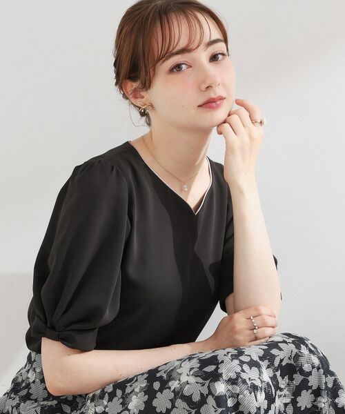 Couture Brooch / クチュールブローチ シャツ・ブラウス | ハートネックリボンスリーブブラウス（ブラック(519)）