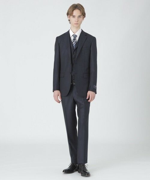 Ermenegildo Zegna ネイビーシャドーストライプスリーピース