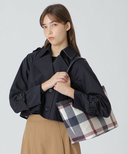 BLUE LABEL / BLACK LABEL CRESTBRIDGE / ブルーレーベル / ブラックレーベル・クレストブリッジ  ショルダーバッグ | クレストブリッジチェックPVCトート | 詳細7