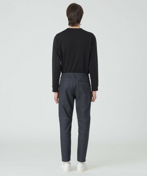 BLUE LABEL / BLACK LABEL CRESTBRIDGE / ブルーレーベル / ブラックレーベル・クレストブリッジ  その他パンツ | 【BLACK lab.】ダウンファブリックトラックパンツ | 詳細11