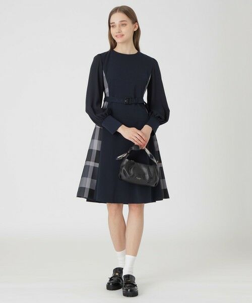 BLUE LABEL / BLACK LABEL CRESTBRIDGE / ブルーレーベル / ブラックレーベル・クレストブリッジ  ショルダーバッグ | ギャザーリボンレザーバッグ | 詳細2