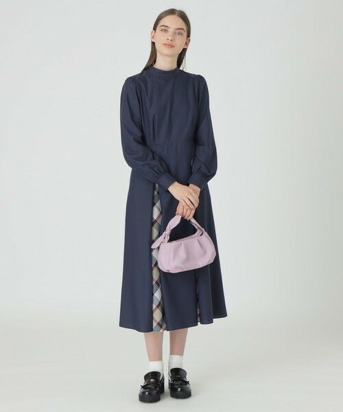 BLUE LABEL / BLACK LABEL CRESTBRIDGE / ブルーレーベル / ブラックレーベル・クレストブリッジ  ショルダーバッグ | ギャザーリボンレザーバッグ | 詳細9