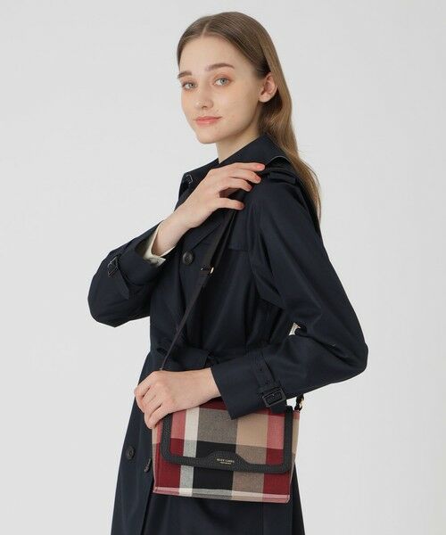 ブルーレーベル　クレストブリッジ　ショルダーバッグ クレストブリッジチェックPVCウォレットショルダー（バッグ