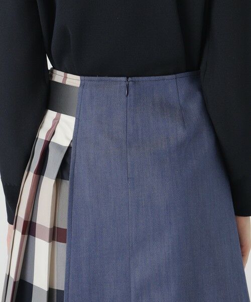 BLUE LABEL / BLACK LABEL CRESTBRIDGE / ブルーレーベル / ブラックレーベル・クレストブリッジ  ミニ・ひざ丈スカート | スラブシャンブレーデニムミニスカート | 詳細12