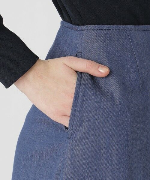 BLUE LABEL / BLACK LABEL CRESTBRIDGE / ブルーレーベル / ブラックレーベル・クレストブリッジ  ミニ・ひざ丈スカート | スラブシャンブレーデニムミニスカート | 詳細13