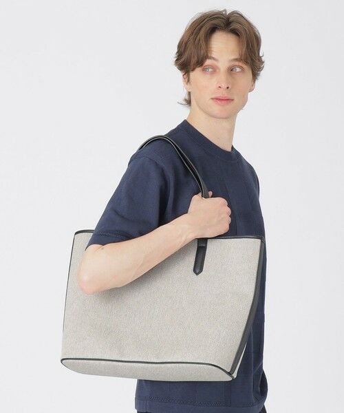 BLUE LABEL / BLACK LABEL CRESTBRIDGE / ブルーレーベル / ブラックレーベル・クレストブリッジ  ショルダーバッグ | シャンブレーキャンバストートバッグ | 詳細1