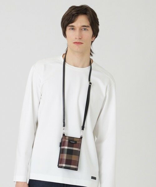 BLUE LABEL / BLACK LABEL CRESTBRIDGE / ブルーレーベル / ブラックレーベル・クレストブリッジ  財布・コインケース・マネークリップ | 【一部店舗限定】PVCクレストブリッジチェックスマホショルダー | 詳細1