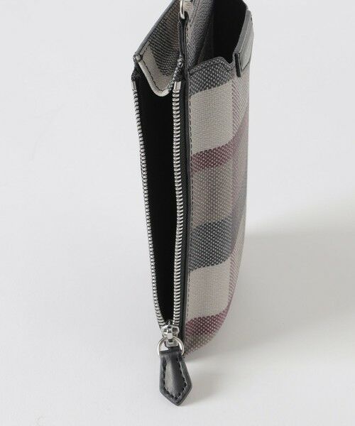 BLUE LABEL / BLACK LABEL CRESTBRIDGE / ブルーレーベル / ブラックレーベル・クレストブリッジ  財布・コインケース・マネークリップ | 【一部店舗限定】PVCクレストブリッジチェックスマホショルダー | 詳細13