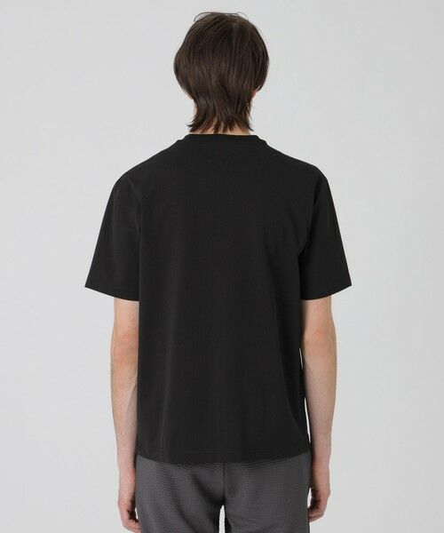 【新品】BLUE LABEL CRESTBRIDGE 半袖Tシャツサイズ38黒 セール】 グラフィックロゴTシャツ （カットソー）｜BLUE LABEL