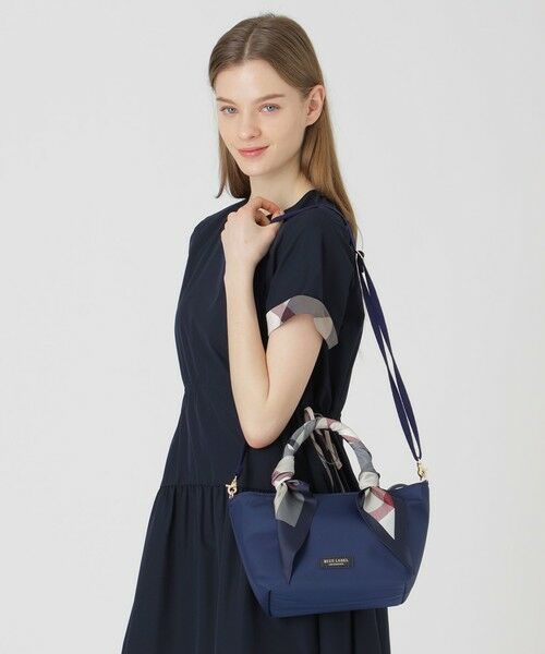 BLUE LABEL / BLACK LABEL CRESTBRIDGE / ブルーレーベル / ブラックレーベル・クレストブリッジ  ショルダーバッグ | ナイロンスカーフミニトート | 詳細15