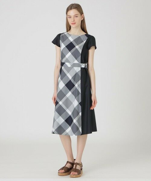 BLUE LABEL / BLACK LABEL CRESTBRIDGE/ブルーレーベル / ブラックレーベル・クレストブリッジ クレストブリッジチェックライトクロッシングツイル切替ドレス ブラック 36 BLUE LABEL / BLACK LABEL CRESTBRIDGE/ブルーレーベル / ブラックレーベル・クレストブリッジ クレストブリッジチェックライトクロッシングツイル切替ドレス ブラック 36