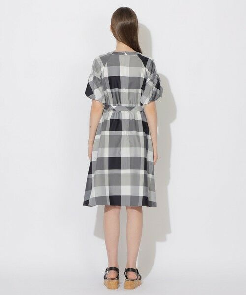 BLUE LABEL / BLACK LABEL CRESTBRIDGE / ブルーレーベル / ブラックレーベル・クレストブリッジ  ドレス | 【WEB限定】クレストブリッジチェッククロッシングツイルパフスリーブドレス | 詳細2