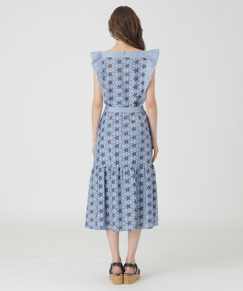 BLUE LABEL / BLACK LABEL CRESTBRIDGE / ブルーレーベル / ブラックレーベル・クレストブリッジ  ミニ・ひざ丈スカート | シャンブレーレーススカート | 詳細9