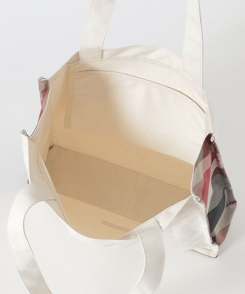 BLUE LABEL / BLACK LABEL CRESTBRIDGE / ブルーレーベル / ブラックレーベル・クレストブリッジ  ショルダーバッグ | 【原宿本店限定】パーシャルクレストブリッジチェックトートバッグ | 詳細5