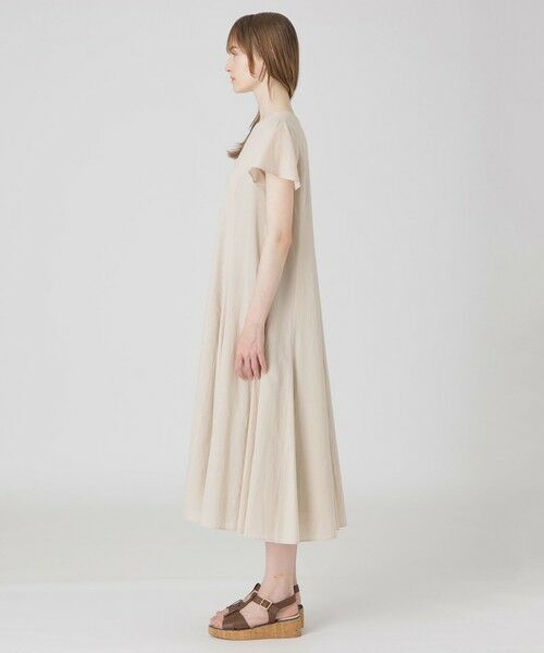 BLUE LABEL / BLACK LABEL CRESTBRIDGE / ブルーレーベル / ブラックレーベル・クレストブリッジ  ドレス | スパンシアーローンドレス | 詳細4