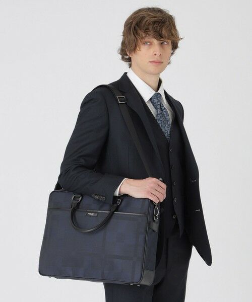 BLUE LABEL / BLACK LABEL CRESTBRIDGE / ブルーレーベル / ブラックレーベル・クレストブリッジ  ショルダーバッグ | 【一部店舗限定】シャドークレストブリッジチェックブリーフバッグ | 詳細7