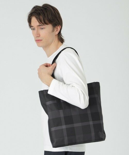 ⭐美品⭐ ブラックレーベルクレストブリッジ チェック ナイロン トートバッグ セール】 【一部店舗限定】ナイロンオックスクレストブリッジ