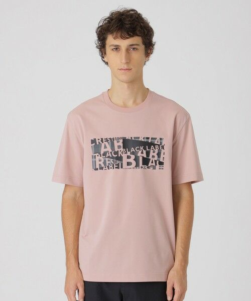 BLUE LABEL / BLACK LABEL CRESTBRIDGE / ブルーレーベル / ブラックレーベル・クレストブリッジ  カットソー | 【一部店舗限定】ジオメトリックロゴグラフィックTシャツ（ピンク3）