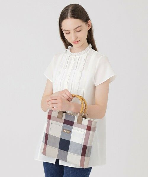 BLUE LABEL / BLACK LABEL CRESTBRIDGE / ブルーレーベル / ブラックレーベル・クレストブリッジ  ショルダーバッグ | コードメッシュリバーシブルトート | 詳細2