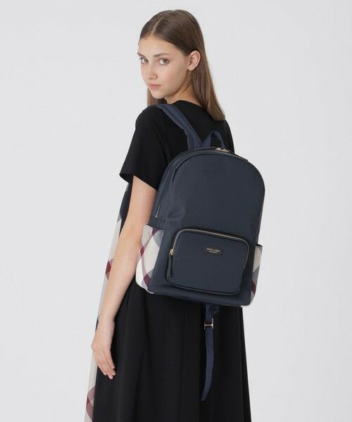 パーシャルクレストブリッジチェックナイロンバックパック