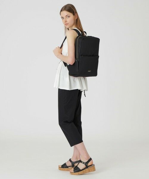 BLUE LABEL / BLACK LABEL CRESTBRIDGE / ブルーレーベル / ブラックレーベル・クレストブリッジ  ショルダーバッグ | ナイロンバックパック | 詳細2