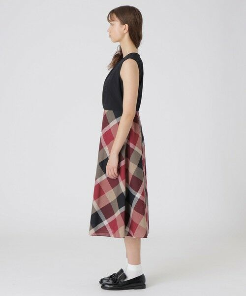 BLUE LABEL / BLACK LABEL CRESTBRIDGE / ブルーレーベル / ブラックレーベル・クレストブリッジ ドレス | 【接触冷感】クレストブリッジチェッククールドライドッキングドレス | 詳細1