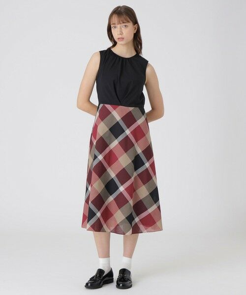 BLUE LABEL / BLACK LABEL CRESTBRIDGE/ブルーレーベル / ブラックレーベル・クレストブリッジ 【接触冷感】クレストブリッジチェッククールドライドッキングドレス レッド1 38 BLUE LABEL / BLACK LABEL CRESTBRIDGE/ブルーレーベル / ブラックレーベル・クレストブリッジ 【接触冷感】クレストブリッジチェッククールドライドッキングドレス レッド1 38