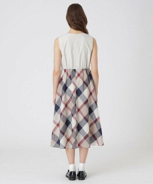 BLUE LABEL / BLACK LABEL CRESTBRIDGE / ブルーレーベル / ブラックレーベル・クレストブリッジ ドレス | 【接触冷感】クレストブリッジチェッククールドライドッキングドレス | 詳細12