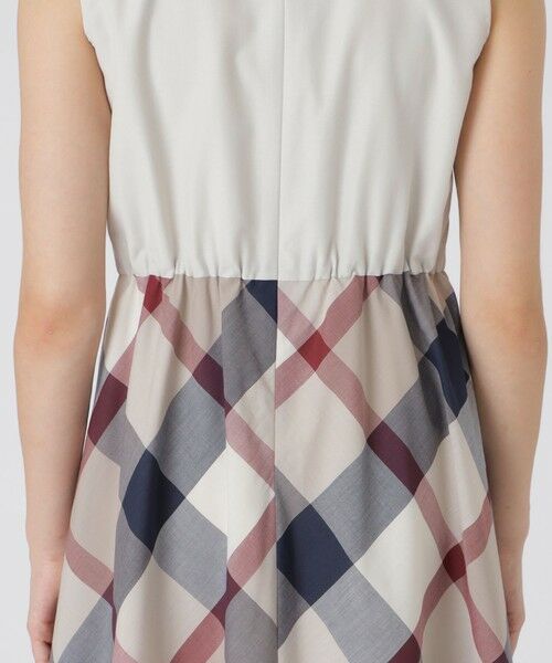 BLUE LABEL / BLACK LABEL CRESTBRIDGE / ブルーレーベル / ブラックレーベル・クレストブリッジ ドレス | 【接触冷感】クレストブリッジチェッククールドライドッキングドレス | 詳細14