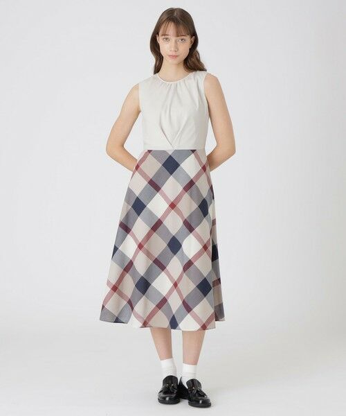 BLUE LABEL / BLACK LABEL CRESTBRIDGE / ブルーレーベル / ブラックレーベル・クレストブリッジ ドレス | 【接触冷感】クレストブリッジチェッククールドライドッキングドレス(ベージュ3)