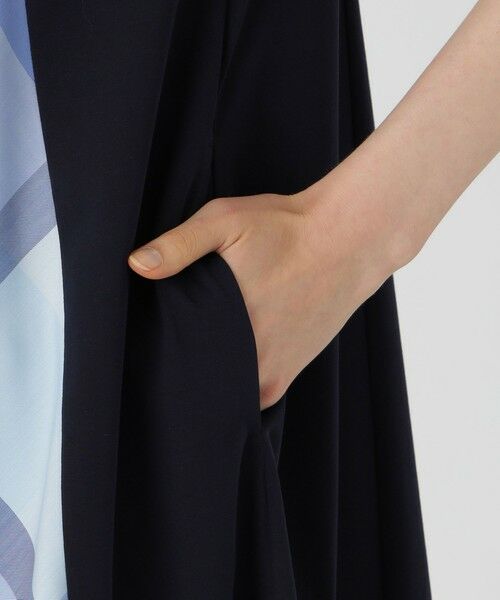 BLUE LABEL / BLACK LABEL CRESTBRIDGE / ブルーレーベル / ブラックレーベル・クレストブリッジ  ドレス | ピマコットンプレーティング天竺パーシャルチェックドレス | 詳細13