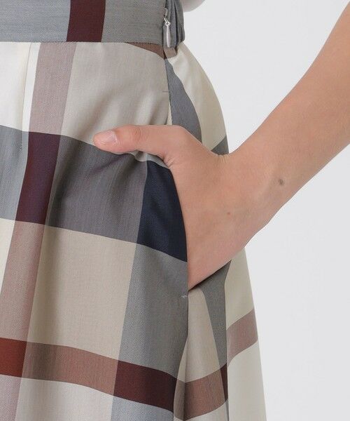 BLUE LABEL / BLACK LABEL CRESTBRIDGE / ブルーレーベル / ブラックレーベル・クレストブリッジ  ミニ・ひざ丈スカート | クレストブリッジチェックライトクロッシングツイルスカート | 詳細13