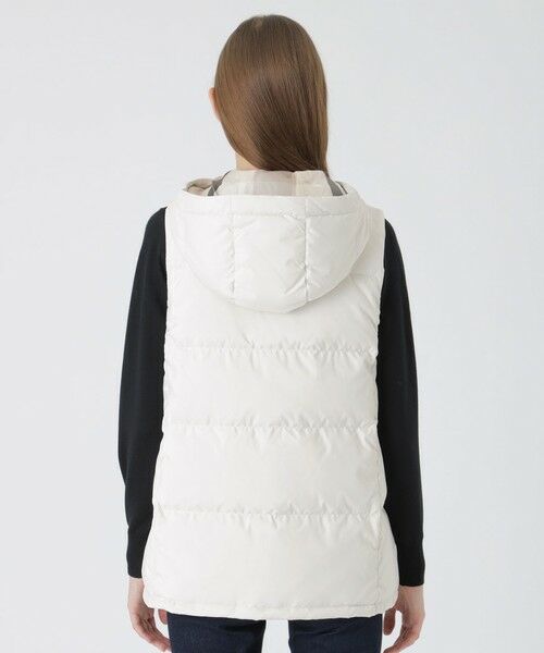 BLUE LABEL / BLACK LABEL CRESTBRIDGE / ブルーレーベル / ブラックレーベル・クレストブリッジ  その他アウター | 【一部店舗限定】ハイマルチピーチタフタダウンベスト | 詳細4