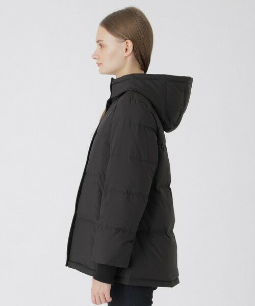 BLUE LABEL / BLACK LABEL CRESTBRIDGE / ブルーレーベル / ブラックレーベル・クレストブリッジ  その他アウター | 【一部店舗限定】ハイマルチピーチタフタミドルダウンコート | 詳細10