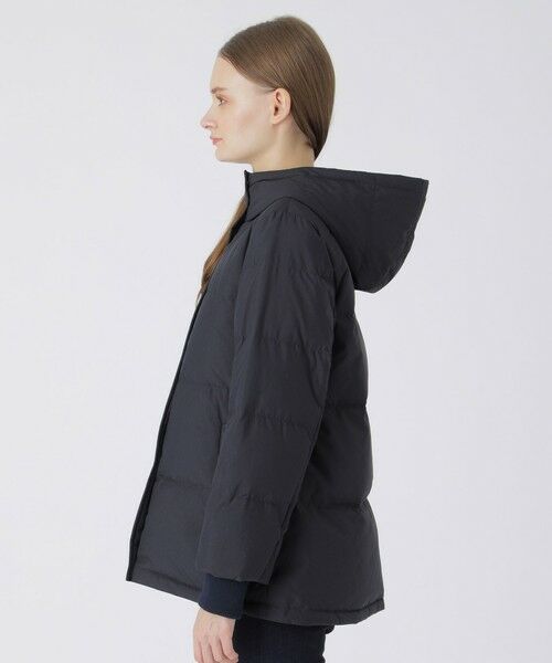 BLUE LABEL / BLACK LABEL CRESTBRIDGE / ブルーレーベル / ブラックレーベル・クレストブリッジ  その他アウター | 【一部店舗限定】ハイマルチピーチタフタミドルダウンコート | 詳細17