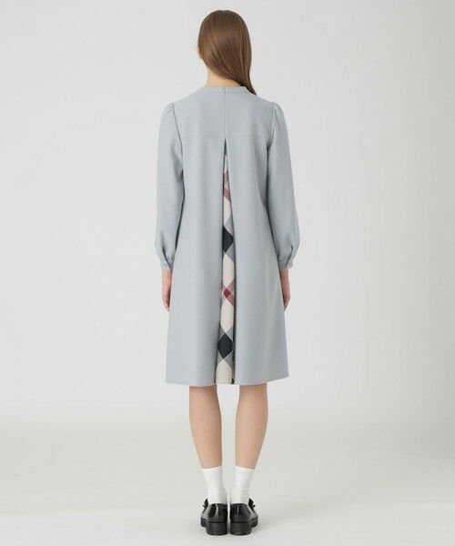 BLUE LABEL / BLACK LABEL CRESTBRIDGE / ブルーレーベル / ブラックレーベル・クレストブリッジ ドレス | 【一部店舗限定】サージストレッチAラインドレス | 詳細3