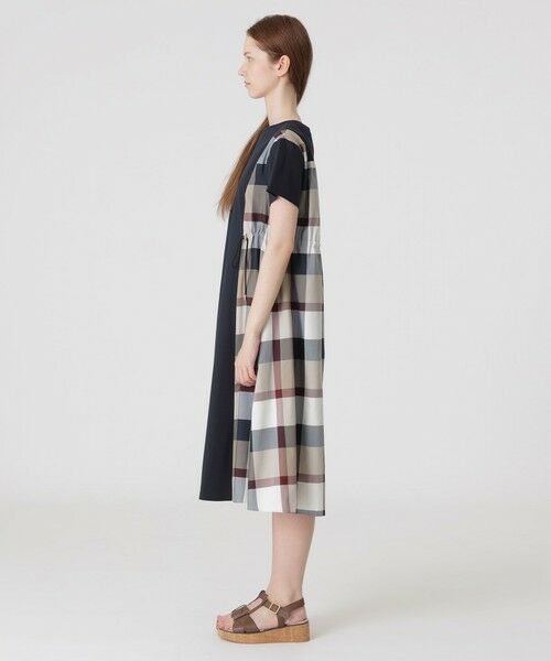 BLUE LABEL / BLACK LABEL CRESTBRIDGE / ブルーレーベル / ブラックレーベル・クレストブリッジ  ドレス | 【一部店舗限定】コンパクトクリアーポンチチェックコンビドレス | 詳細6