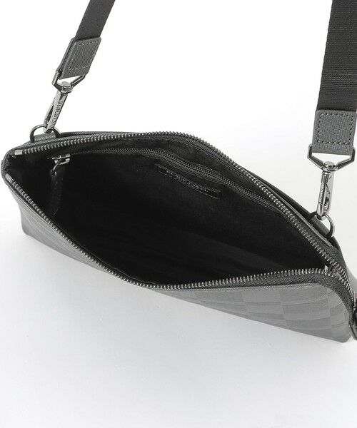 BLUE LABEL / BLACK LABEL CRESTBRIDGE / ブルーレーベル / ブラックレーベル・クレストブリッジ  ショルダーバッグ | エンボスチェックスクウェアサコッシュ | 詳細5