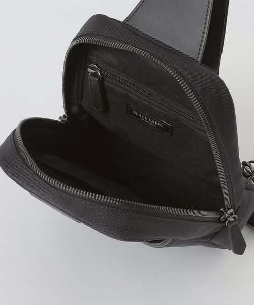BLUE LABEL / BLACK LABEL CRESTBRIDGE / ブルーレーベル / ブラックレーベル・クレストブリッジ  ショルダーバッグ | ライトウェイトコーデュラバリスティックスマートボディバック | 詳細4