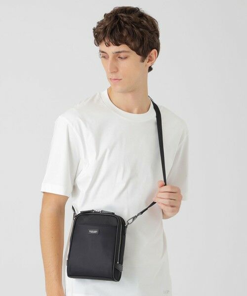 BLUE LABEL / BLACK LABEL CRESTBRIDGE / ブルーレーベル / ブラックレーベル・クレストブリッジ  ショルダーバッグ | ナイロンコンビカルゼシャドークレストブリッジチェックビジネスミニクロスボディバッグ | 詳細1