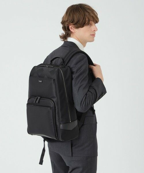 BLUE LABEL / BLACK LABEL CRESTBRIDGE / ブルーレーベル / ブラックレーベル・クレストブリッジ  ショルダーバッグ | ナイロンコンビカルゼシャドークレストブリッジチェックビジネスバックパック | 詳細1