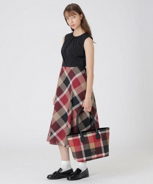 BLUE LABEL / BLACK LABEL CRESTBRIDGE / ブルーレーベル / ブラックレーベル・クレストブリッジ  ショルダーバッグ | クレストブリッジチェックPVCトート | 詳細2