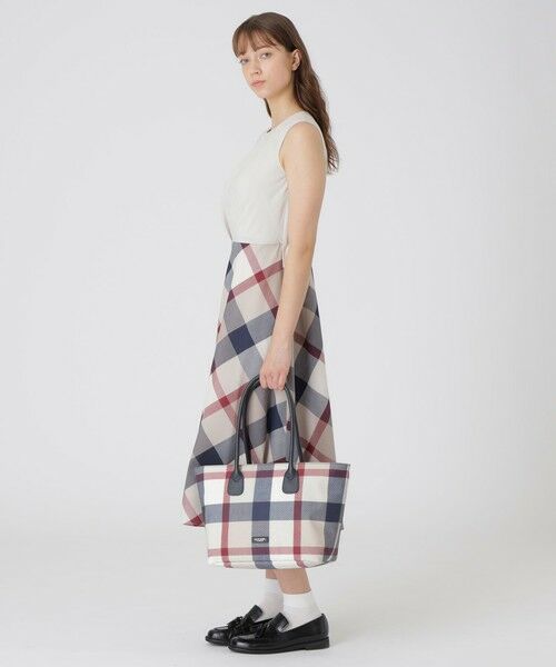 BLUE LABEL / BLACK LABEL CRESTBRIDGE / ブルーレーベル / ブラックレーベル・クレストブリッジ  ショルダーバッグ | クレストブリッジチェックPVCトート | 詳細14