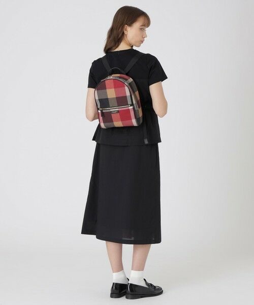 BLUE LABEL / BLACK LABEL CRESTBRIDGE / ブルーレーベル / ブラックレーベル・クレストブリッジ  ショルダーバッグ | クレストブリッジチェックPVCバックパック | 詳細2