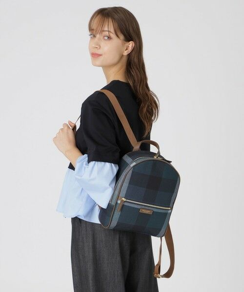 BLUE LABEL / BLACK LABEL CRESTBRIDGE / ブルーレーベル / ブラックレーベル・クレストブリッジ  ショルダーバッグ | クレストブリッジチェックPVCバックパック | 詳細12