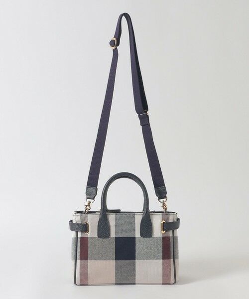 BLUE LABEL / BLACK LABEL CRESTBRIDGE / ブルーレーベル / ブラックレーベル・クレストブリッジ  ショルダーバッグ | クレストブリッジチェックキャンバスハトメミドルトート | 詳細9