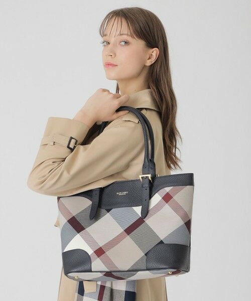 BLUE LABEL / BLACK LABEL CRESTBRIDGE / ブルーレーベル / ブラックレーベル・クレストブリッジ  ショルダーバッグ | 【10th ANNIVERSARY】クレストブリッジチェックビエラトート | 詳細13