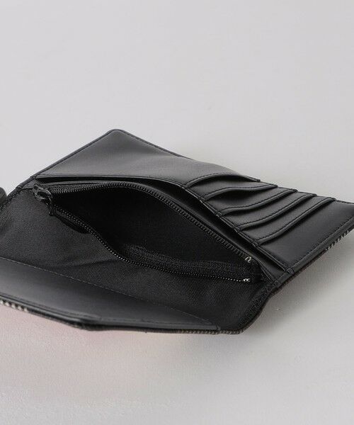 BLUE LABEL / BLACK LABEL CRESTBRIDGE / ブルーレーベル / ブラックレーベル・クレストブリッジ  財布・コインケース・マネークリップ | クレストブリッジチェックPVCパスポートケース | 詳細3