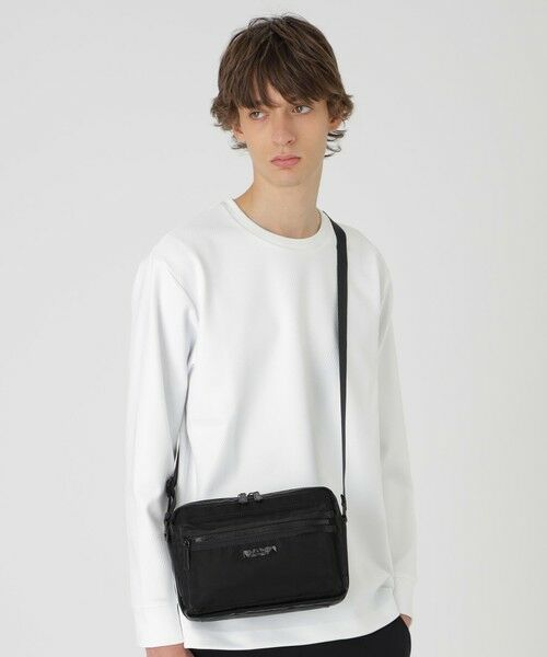BLUE LABEL / BLACK LABEL CRESTBRIDGE / ブルーレーベル / ブラックレーベル・クレストブリッジ  ショルダーバッグ | BLACK of  BLACKs ショルダーバッグ | 詳細1