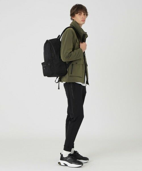 BLUE LABEL / BLACK LABEL CRESTBRIDGE / ブルーレーベル / ブラックレーベル・クレストブリッジ  ショルダーバッグ | BLACK of  BLACKs デイパック | 詳細2